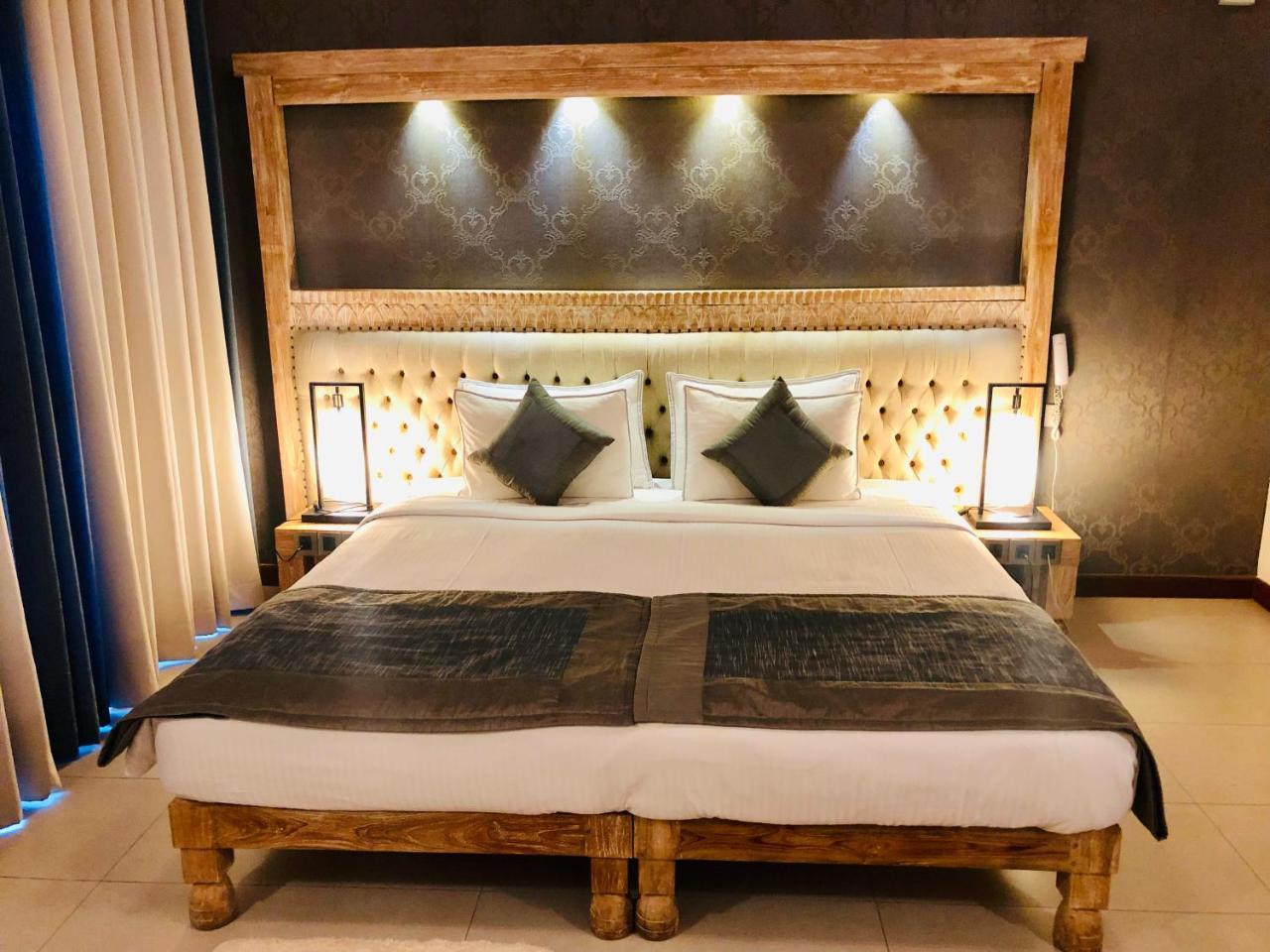 Rivora Residence Kandy Bagian luar foto